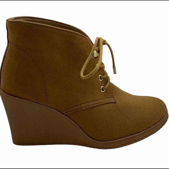 NEW Merona Suede Wedge Booties - Size 8.5 - Picture 1 of 7